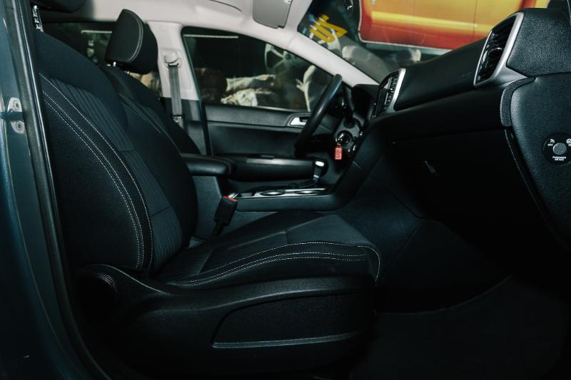 KIA SPORTAGE LX AUT 4X2 2020