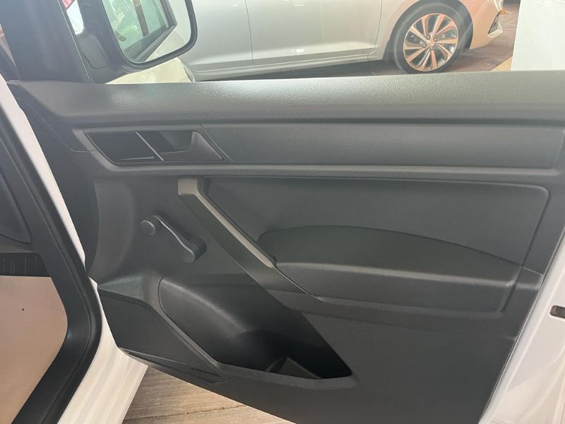 VW CADDY CARGO VAN MT V4