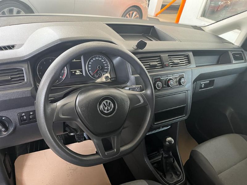 VW CADDY CARGO VAN MT V4