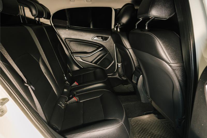 MERCEDES GLA 200 CGI SPORT 2017 AUT V4 TURBO