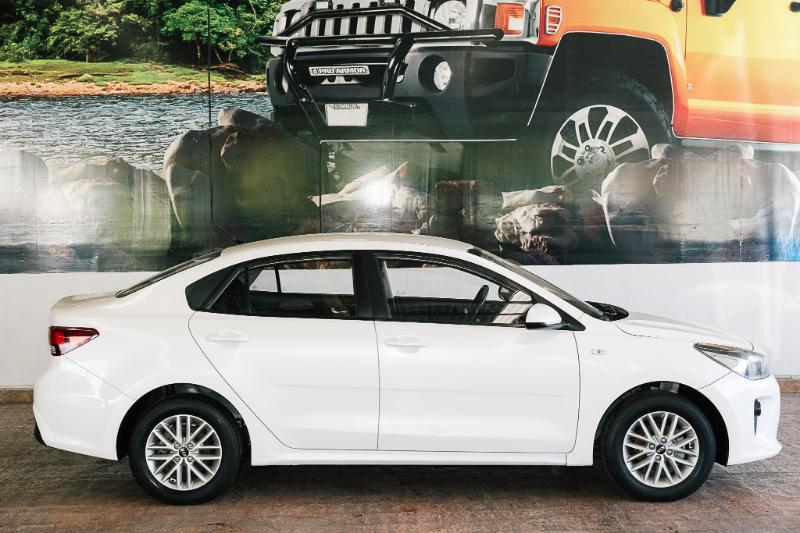 KIA RIO LX MT V4 2018