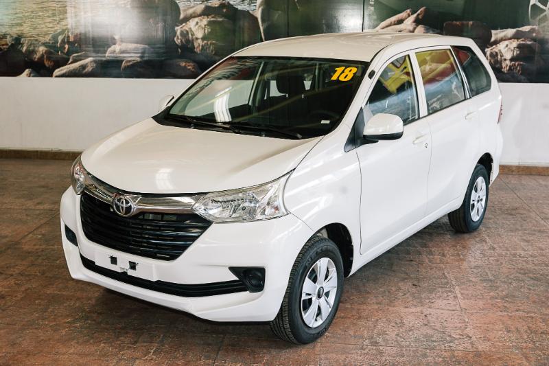 TOYOTA AVANZA PREMIUM 2018 MT V4