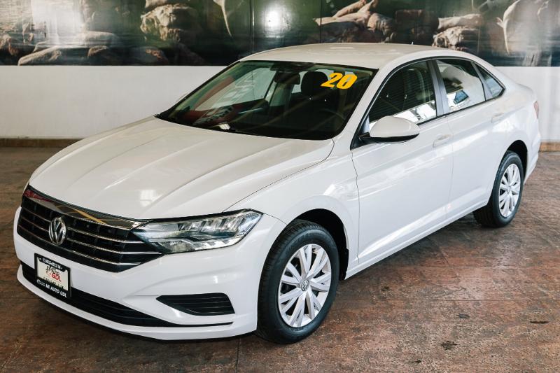 VW JETTA TRENDLINE V4 AUT 2020