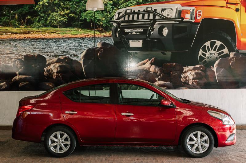 NISSAN VERSA SENSE AUT V4 2019
