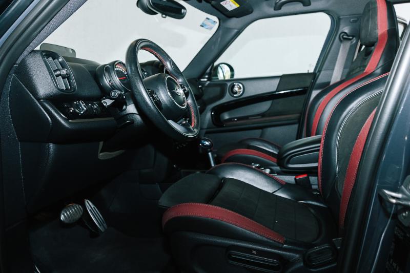 MINICOOPER COUNTRYMAN JCW 2019 AUT
