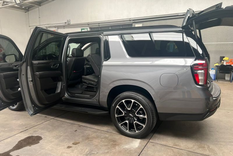 CHEVROLET SUBURBAN RST 2021 V8 AUT