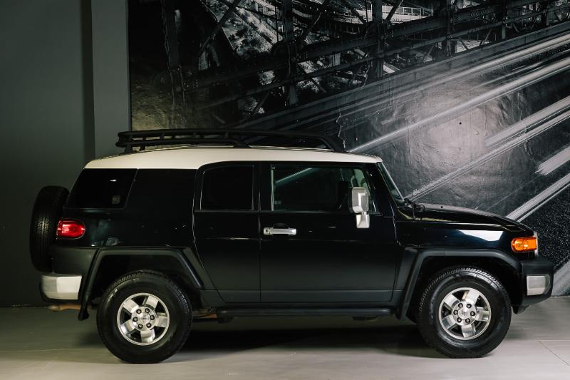 TOYOTA FJ CRUISER AUT V6 2008 PREMIER 4X4