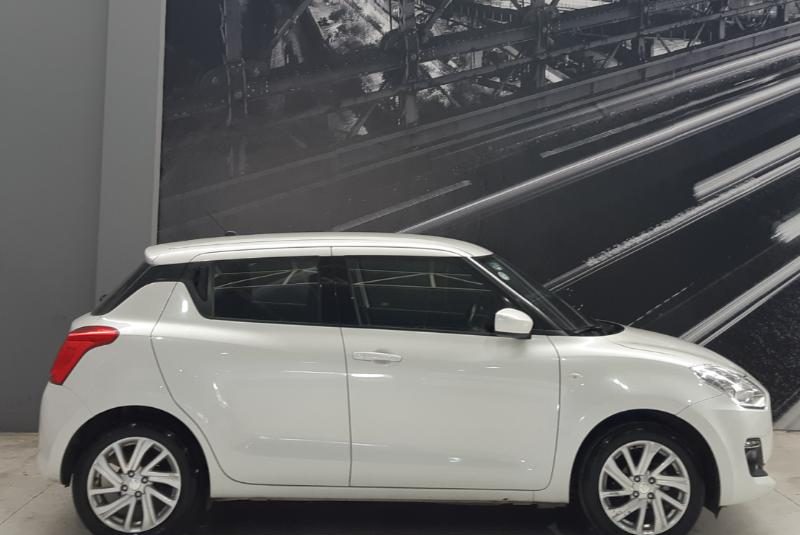SUZUKI SWIFT GLS STD 2023