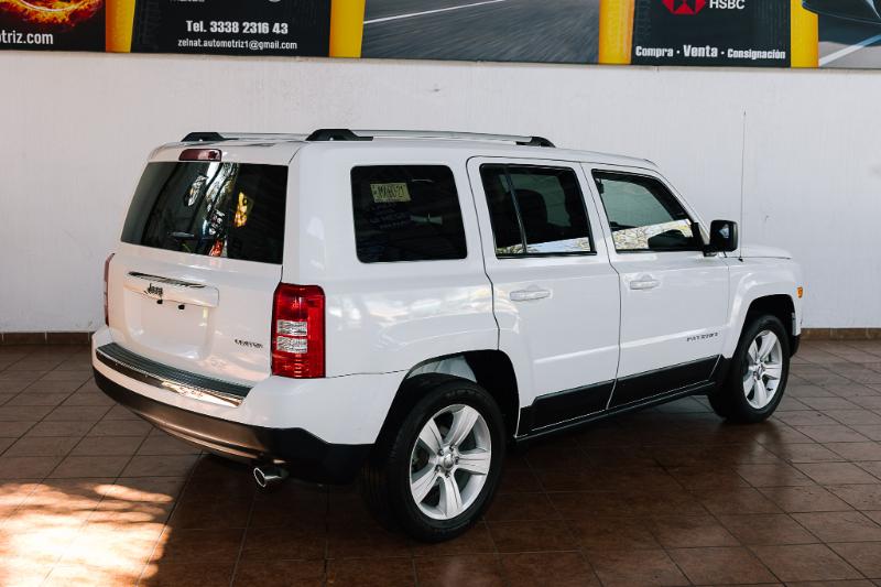 JEEP PATRIOT LIMITED 2016 V4