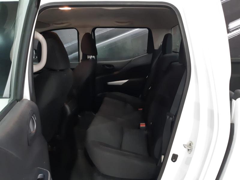 NISSAN NP 300 FRONTIER XE 2022 V4 MT BONO $35,000