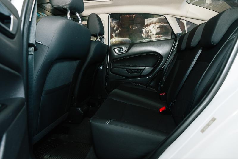 FORD FIESTA SE AUT V4 2016