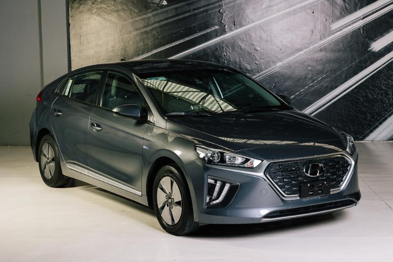 HYUNDAI IONIQ GLS PREMIUM V4 AUT 2020