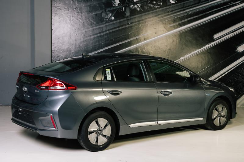 HYUNDAI IONIQ GLS PREMIUM V4 AUT 2020