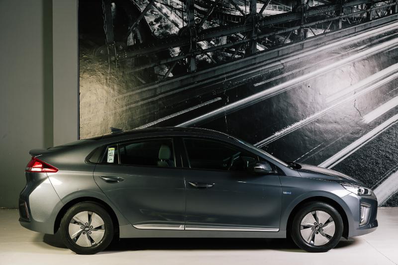 HYUNDAI IONIQ GLS PREMIUM V4 AUT 2020