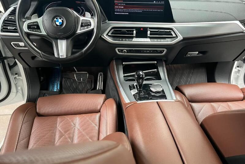 BMW X5 xDRiVE 2023 AUT V6