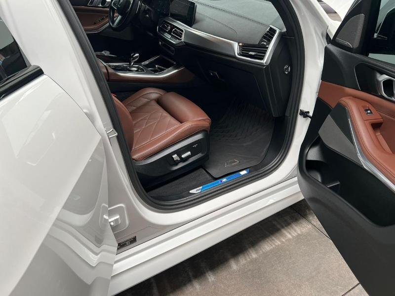 BMW X5 xDRiVE 2023 AUT V6