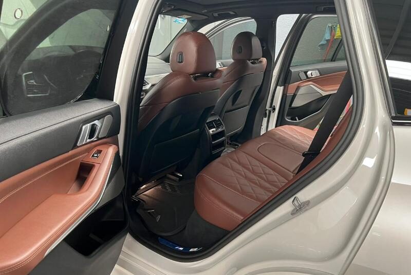 BMW X5 xDRiVE 2023 AUT V6