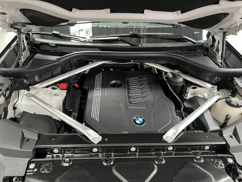 BMW X5 xDRiVE 2023 AUT V6