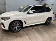 BMW X5 xDRiVE 2023 AUT V6