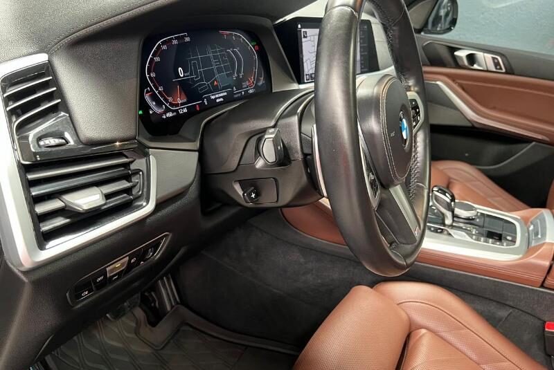BMW X5 xDRiVE 2023 AUT V6