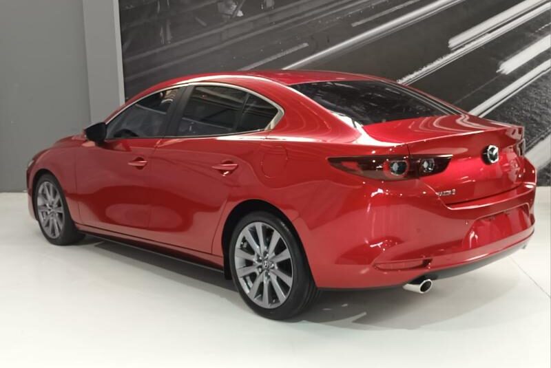 MAZDA 3 SEDAN i SPORT AUT 2024