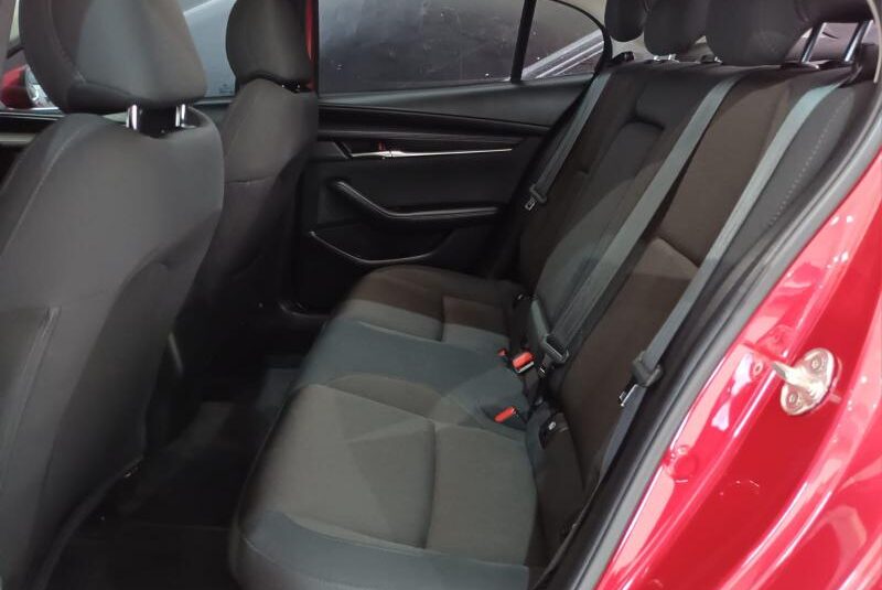 MAZDA 3 SEDAN i SPORT AUT 2024