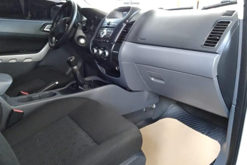 FORD RANGER XLT 2019 CREW CAB MT V4 4X2