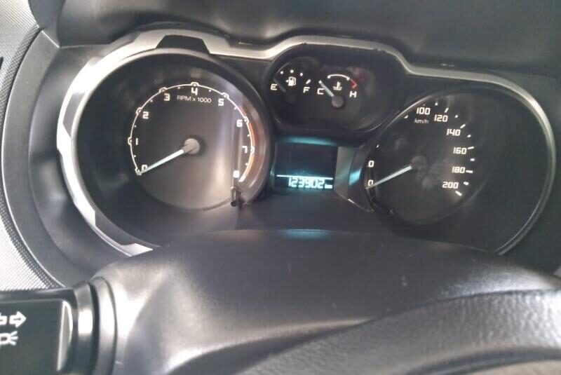 FORD RANGER XLT 2019 CREW CAB MT V4 4X2
