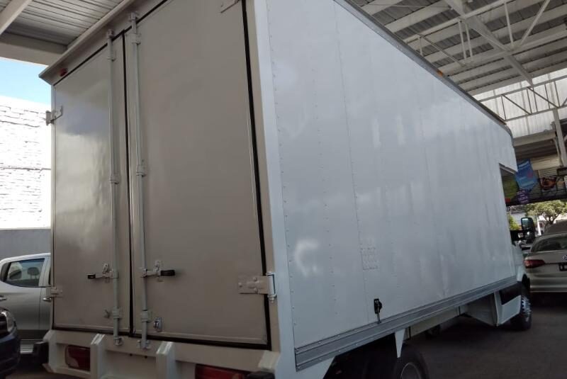 VW CRAFTER DIESEL 5 TONELADAS MT 2017