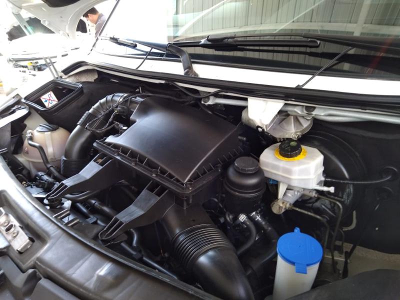 VW CRAFTER DIESEL 5 TONELADAS MT 2017