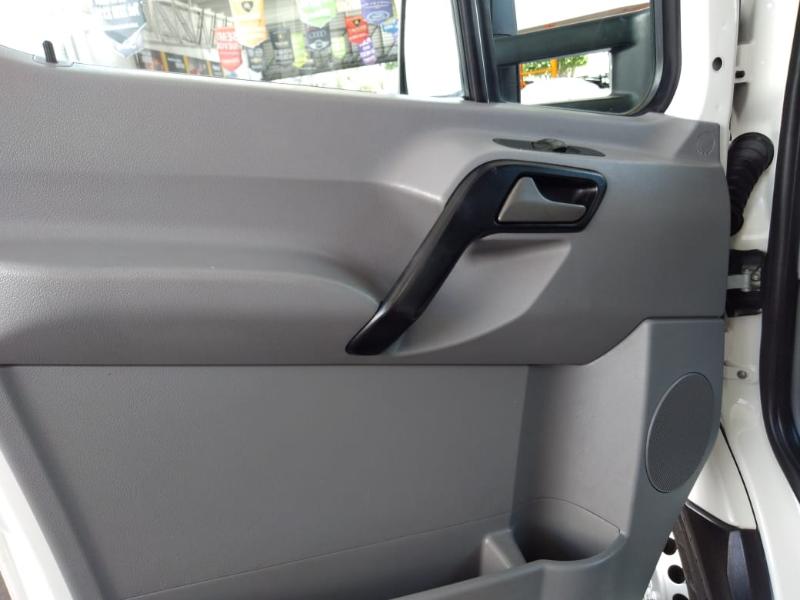 VW CRAFTER DIESEL 5 TONELADAS MT 2017