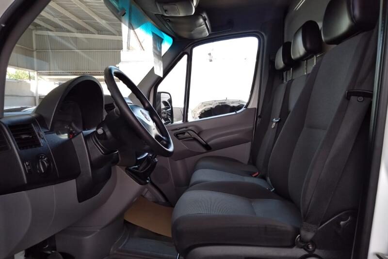 VW CRAFTER DIESEL 5 TONELADAS MT 2017