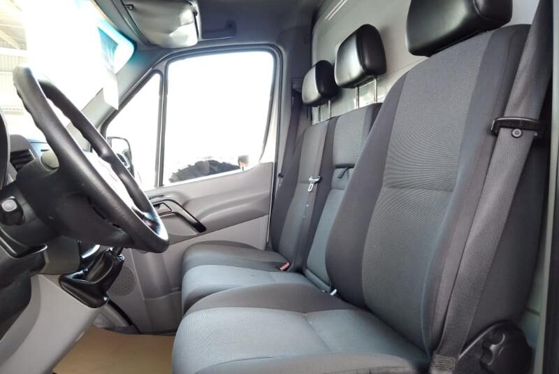 VW CRAFTER DIESEL 5 TONELADAS MT 2017