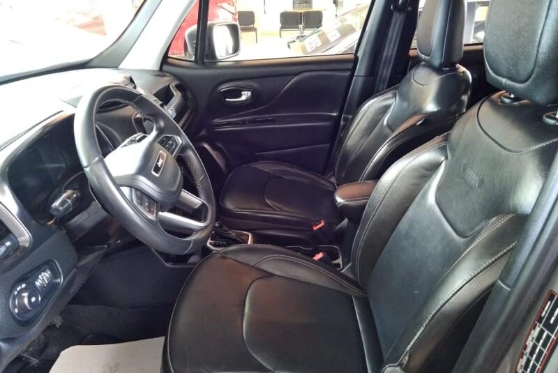 JEEP RENEGADE LATITUDE 2023 AUT