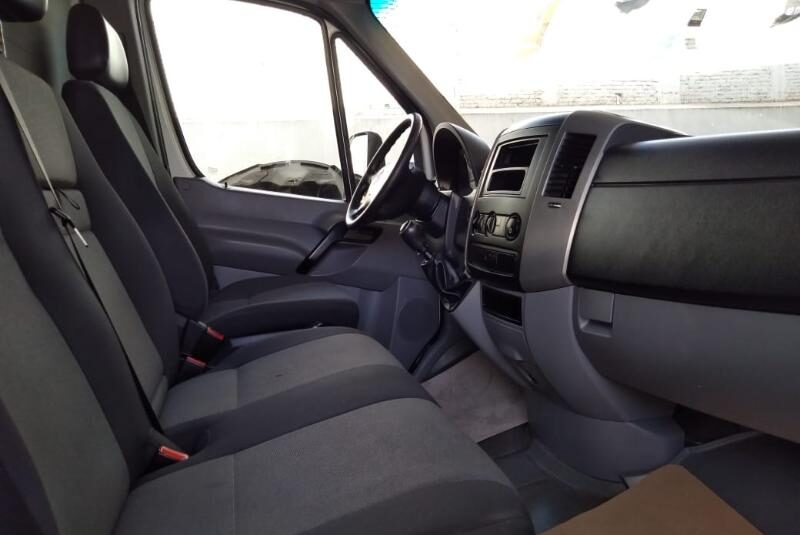 VW CRAFTER DIESEL 5 TONELADAS MT 2017