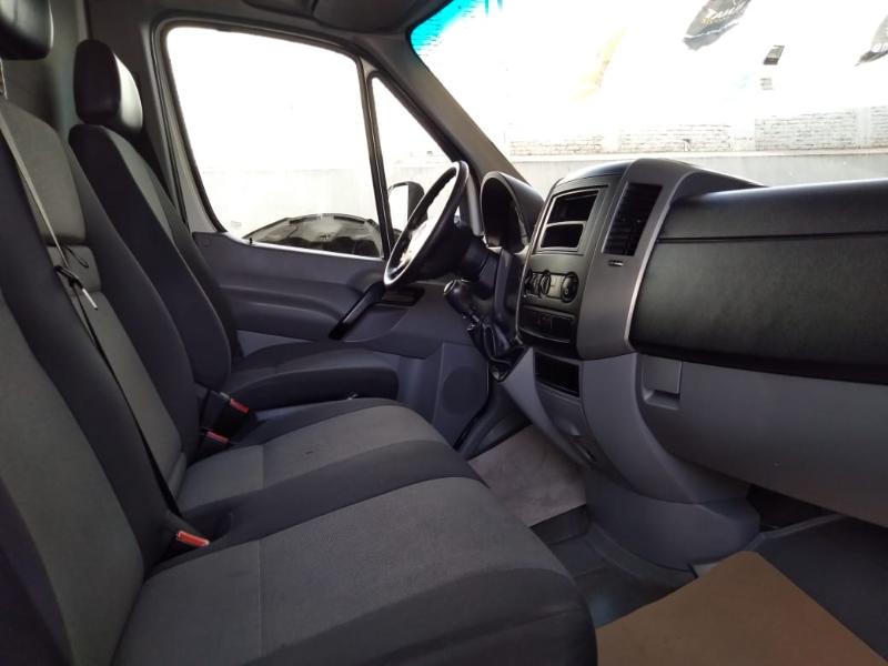 VW CRAFTER DIESEL 5 TONELADAS MT 2017