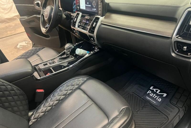 KIA SORENTO 3 FILAS SXL 2023 AUT TURBO