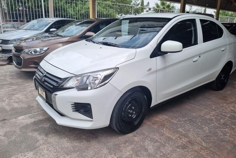 MITSUBISHI MIRAGE G4 GLX AUT V3 2022