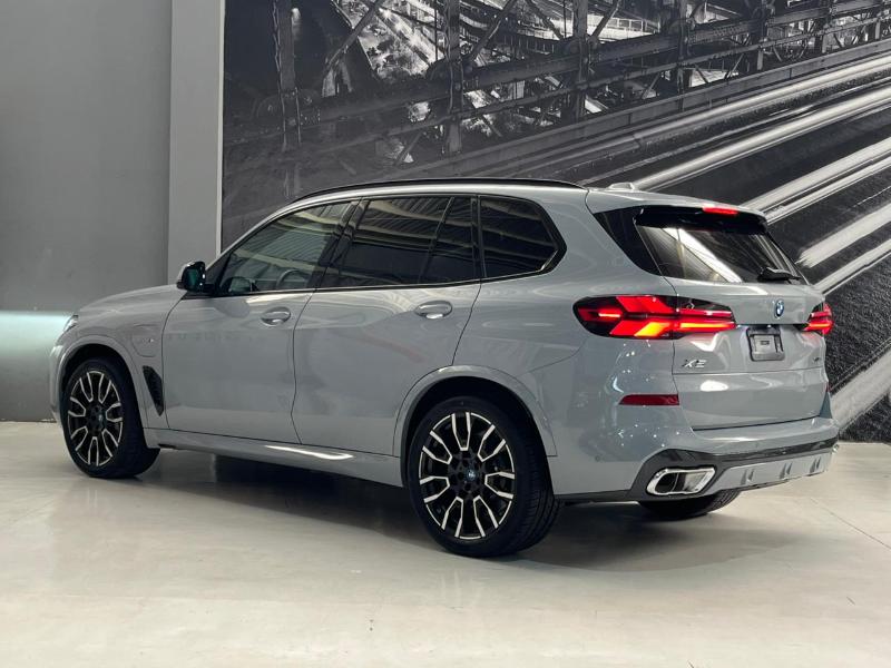 BMW X5 HYBRID M50e XDRiVE 2025 NUEVA SIN RODAR