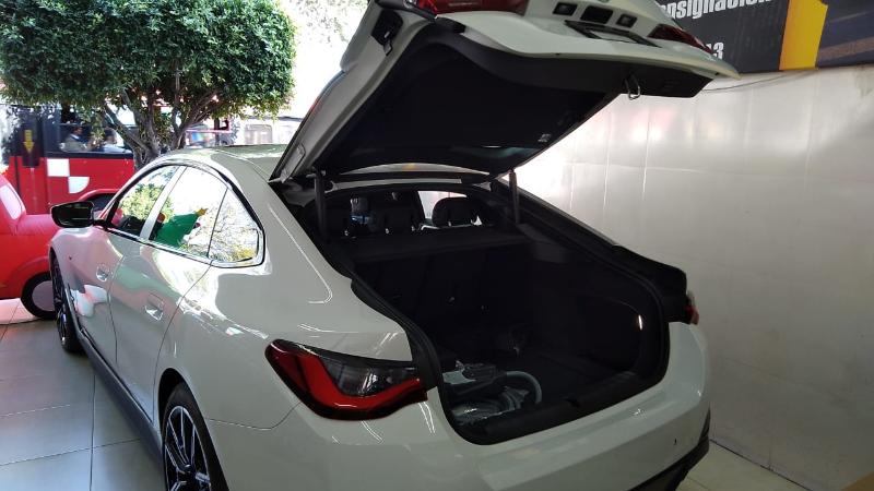 BMW i4 eDRiVE 40 SEDAN ELECTRICO 2024 NUEVO SIN RODAR