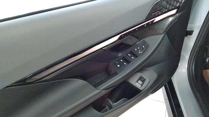 BMW i5 M60 SEDAN xDRiVE NUEVO SIN RODAR ELECTRICO 2025