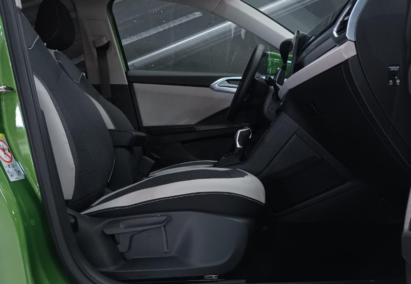 VW TAOS COMFORTLINE AUT 2025 TURBO NUEVA SIN RODAR