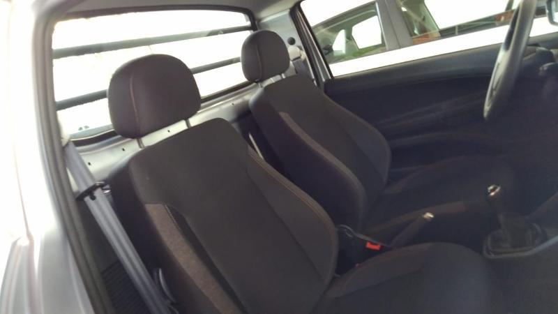 VW SAVEIRO ROBUST 2026 MT V4 4X2 SIN RODAR