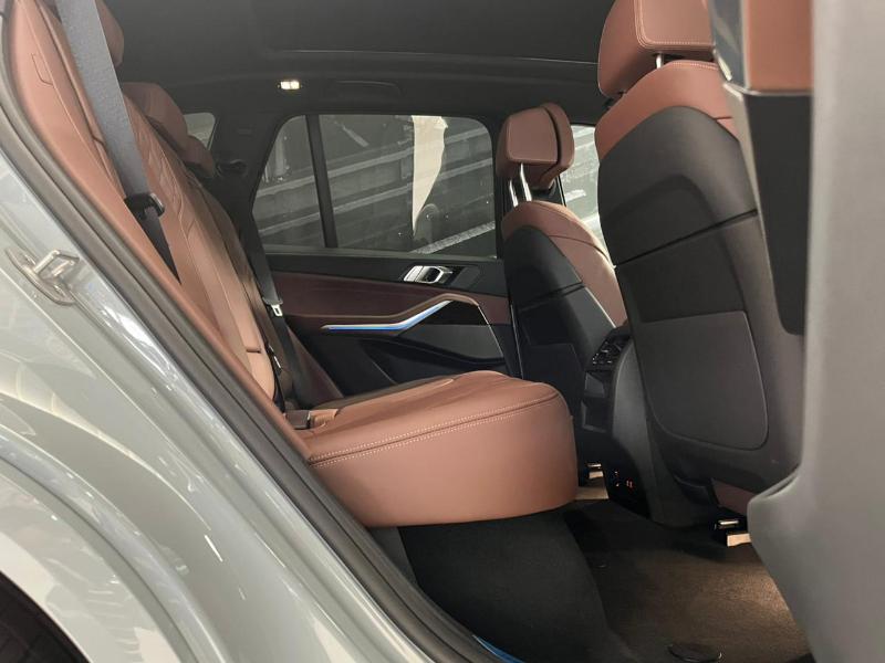 BMW X5 HYBRID M50e XDRiVE 2025 NUEVA SIN RODAR