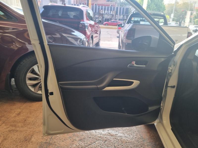 CHEVROLET AVEO LS MT V4 2018