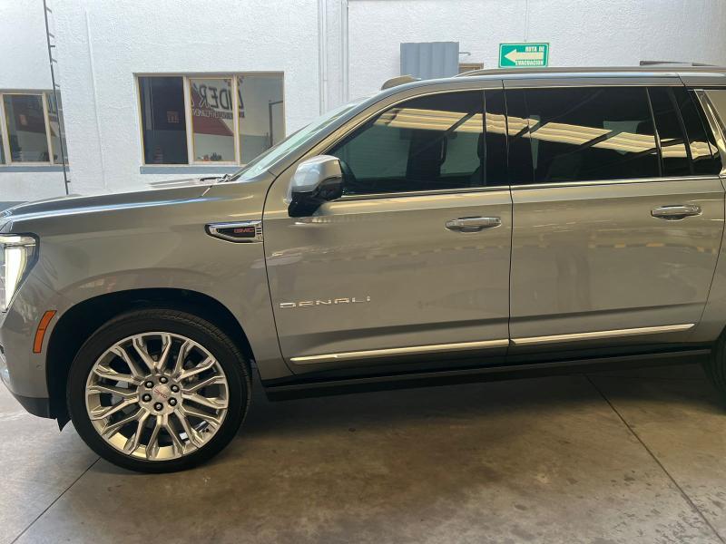 GMC YUKON DENALI AUT V8 2025 4X4