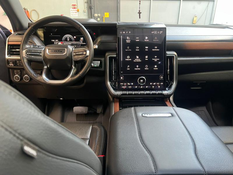 GMC YUKON DENALI AUT V8 2025 4X4